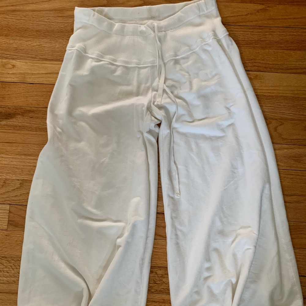 White crop dance pants wide leg size S. NWT
